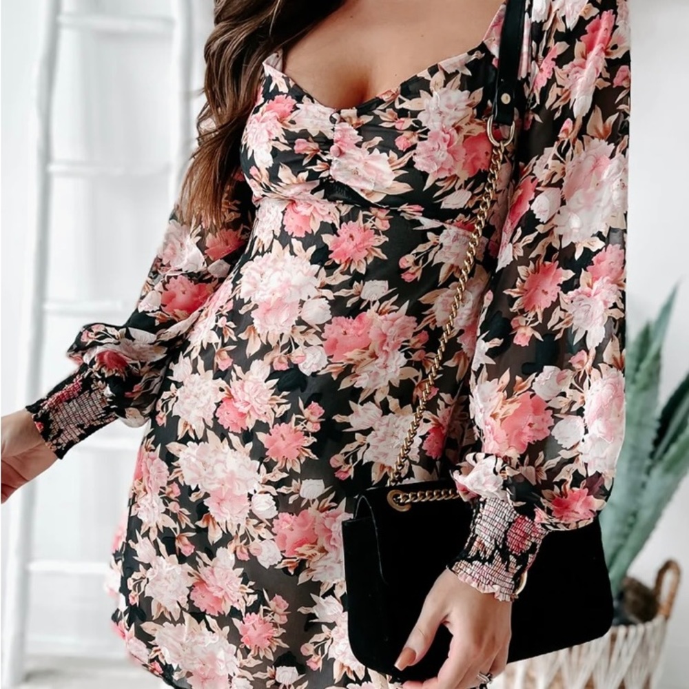 NWT Nanamacs You’re Forever Floral Tie Back Mini Dress size Lg